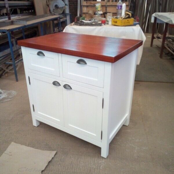 Floor unit Double door & draw   L 900 depth 600  Height 900